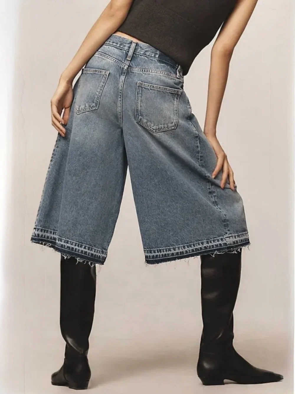 Pilcro Pleated Culotte Jeans Size 27 Wide Leg Denim Raw Hem Anthropologie EUC - Picture 3 of 8